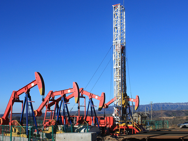 全液壓深井鉆機(jī)（單節(jié)井架）